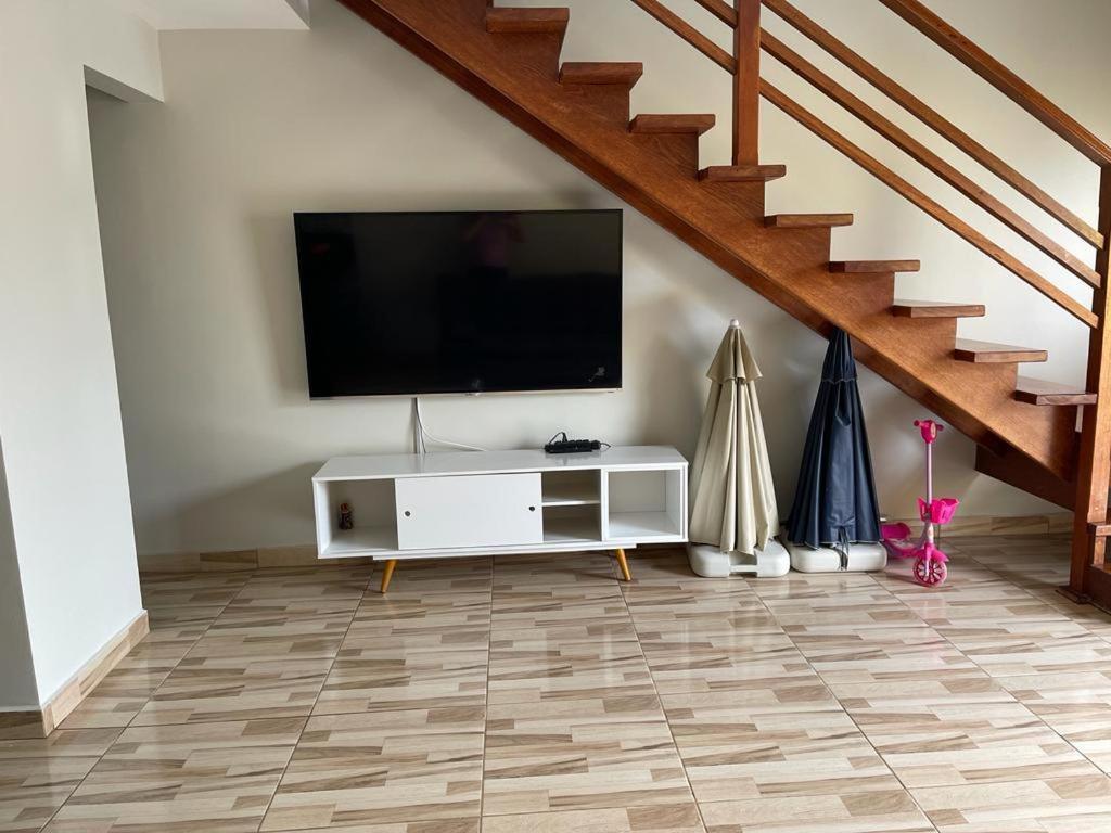Casa Ar Condicionado Nos 2 Quartos. Карагуататуба Экстерьер фото